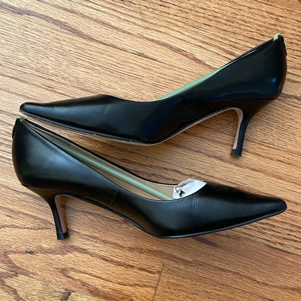 Ivanka Trump Heels - Picture 5 of 7